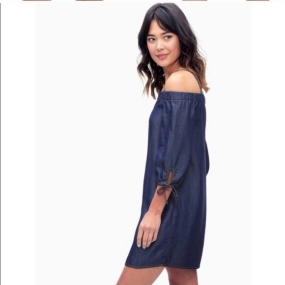 Splendid Chambray denim like off the shoulder mini dress - Picture 2 of 8